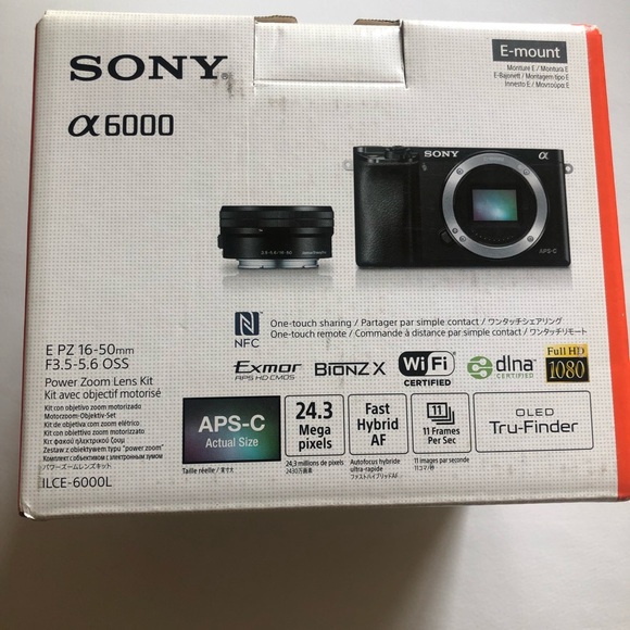 Sony a6000 mirrorless digital camera - Picture 5 of 6